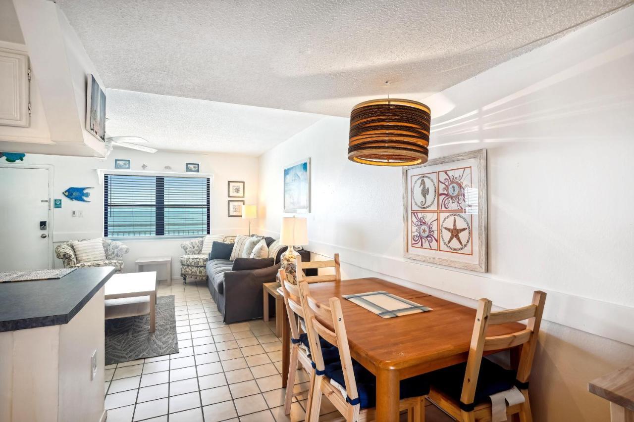 Sunset Chateau 409 St. Pete Beach Eksteriør billede