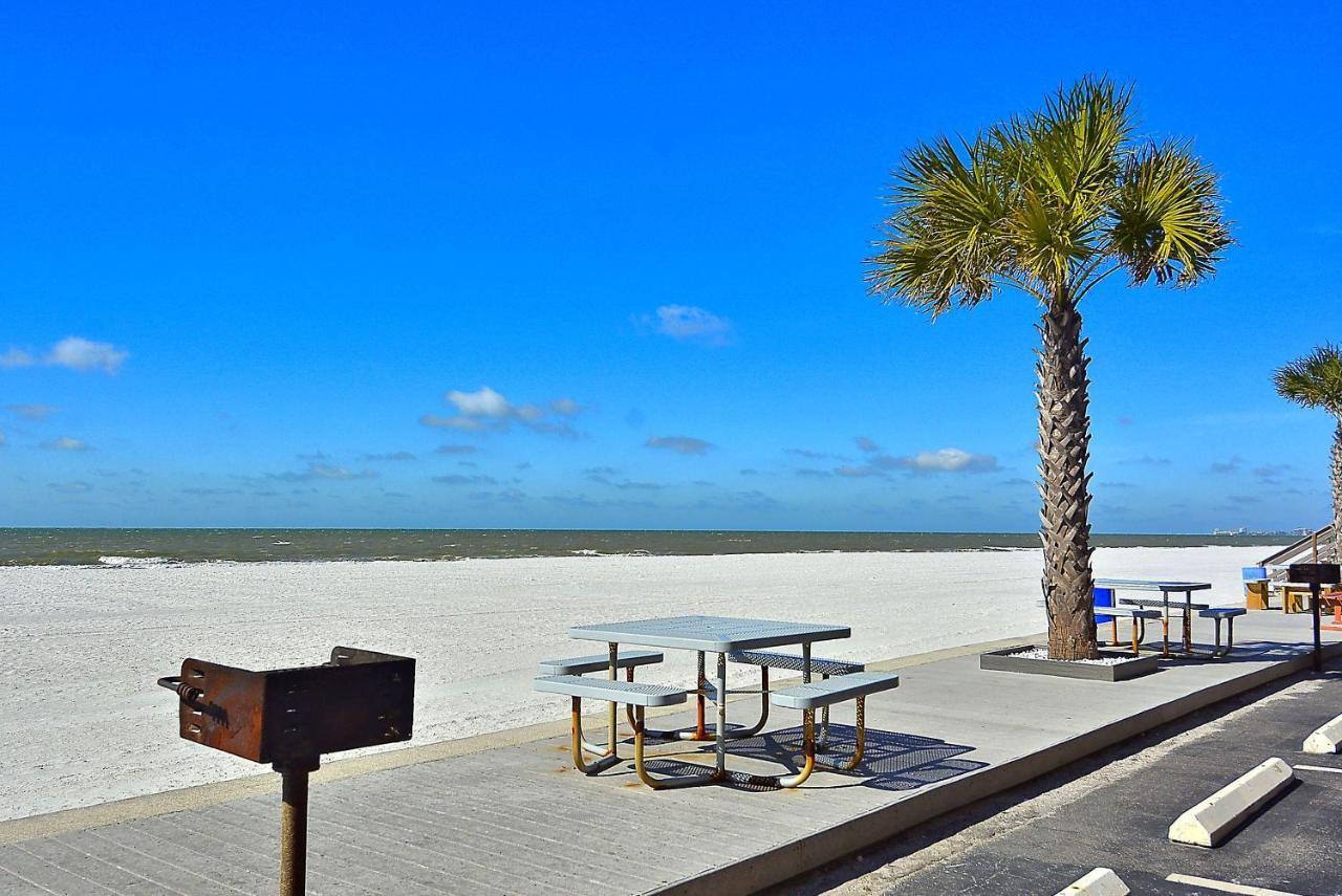 Sunset Chateau 409 St. Pete Beach Eksteriør billede