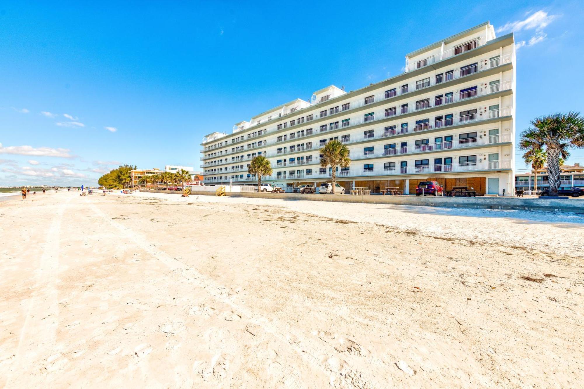 Sunset Chateau 409 St. Pete Beach Eksteriør billede